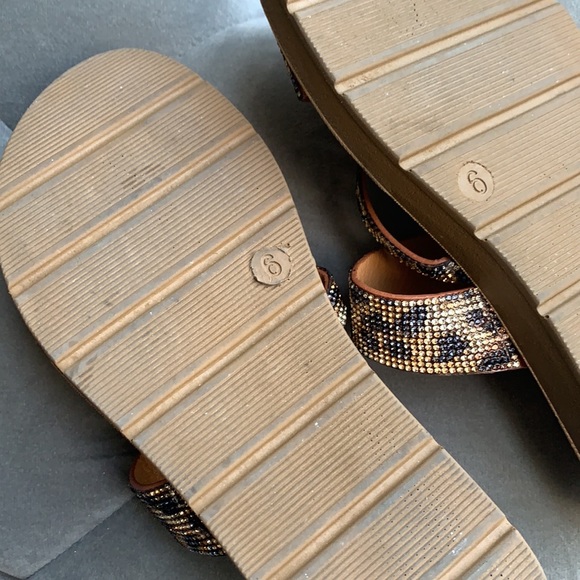 Sandals - Picture 3 of 3